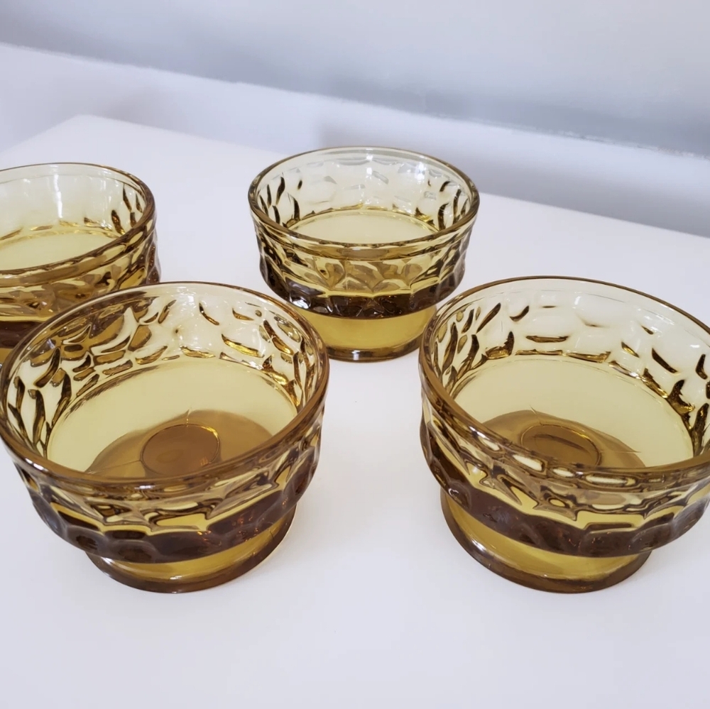 Set of 4 Amber MCM Amber Dessert Dishes- Fostoria Pebble Beach - Picture 2 of 4